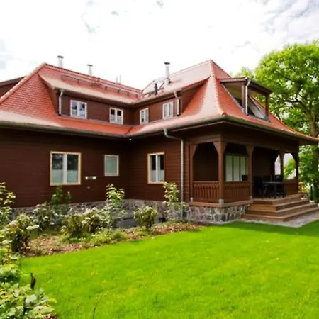 Kapitaenshaus * Heringsdorf (Usedom)